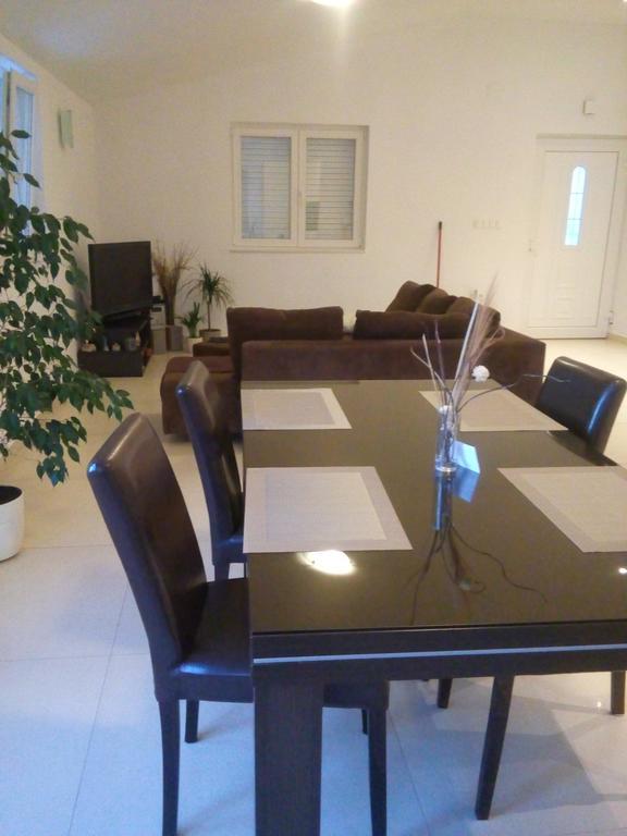 Adriatic Rose Apartment Turanj Eksteriør bilde